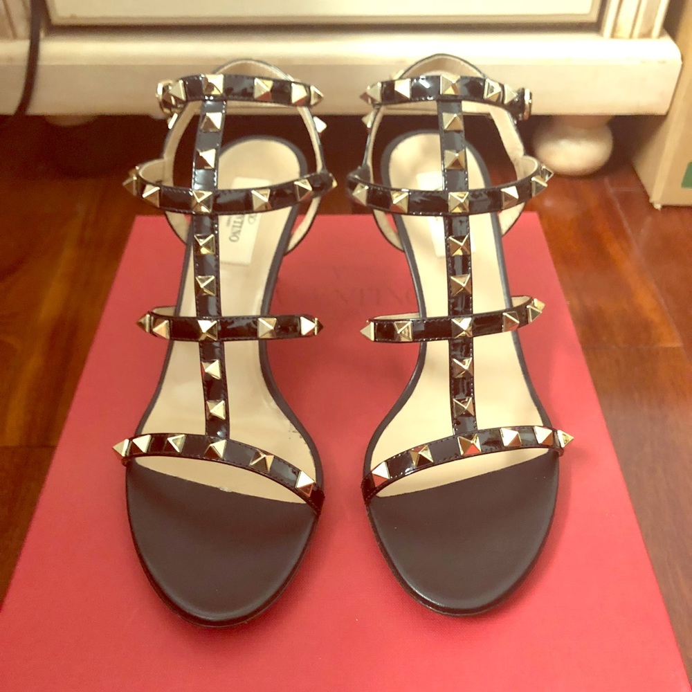 Valentino Patent Leather Rockstud Sandal Pumps 8.5
